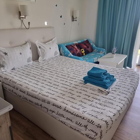 Blaxy Resort Stefi Cu Acces La Piscine Gratuit Douăzeci şi Trei August 외부 사진