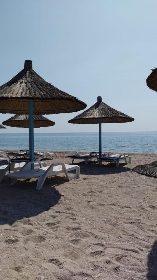 Blaxy Resort Stefi Cu Acces La Piscine Gratuit Douăzeci şi Trei August 외부 사진